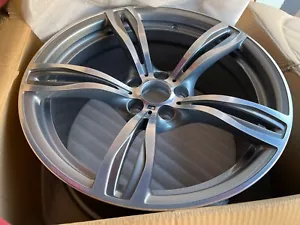 ORIGINAL BMW F10 M5 OEM Genuine Style 343M 20" M5 Forged Wheels Silver/Polished - Picture 1 of 3