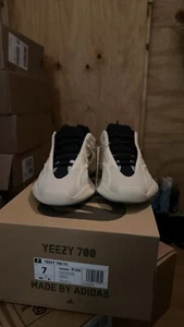 Size 7 - adidas Yeezy Boost 700 V3 Azael - Picture 1 of 5