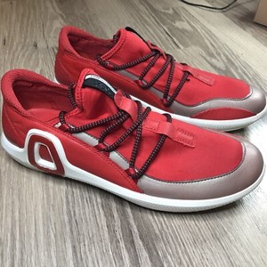 ecco red shoes