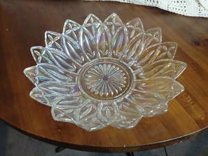 FEDERAL CARNIVAL GLASS IRIDESCENT CLEAR SUNFLOWER PETAL DESIGN BOWL 10.5" - Picture 1 of 7