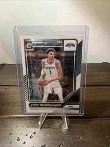 2024-25 Panini Donruss Optic Victor Wembanyama No. 45 - Bild 1 von 2