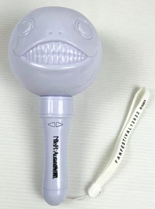 NieR Automata Emil Light Stick Bianco FAN FESTIVAL 12022 Limited Esclusiva Giappone - Foto 1 di 7
