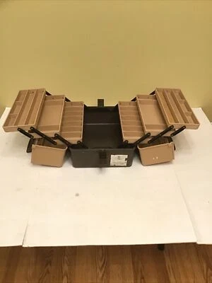 Bandejas desplegables vintage Fish N Chum Deluxe 6 bandejas para aparejos Foto 1 de 4