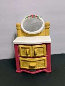 Fisher-Price Briarberry Furniture Dresser With Mirror Wood Look 1998 - Picture 1 of 3