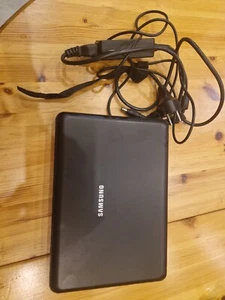 Samsung NP-N130 Notebook - Foto 1 di 5