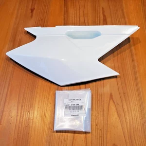 KAWASAKI Genuine 2008-2023 KLX140 140L RIGHT REAR SIDE COVER 36001-0156-266 NEW - Picture 1 of 12