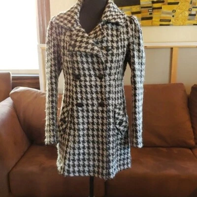 Abrigo Jessica Simpson a cuadros talla mediana Foto 1 de 4