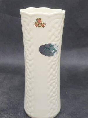 Jarrón vintage de porcelana Donegal Ireland Parian de 5,25 pulgadas de alto.   A12 Foto 1 de 4