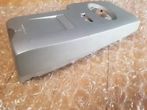 Korg Triton Le 76 links Seite Kunststoff Stoßstange Panel Einheit mit Schrauben - Bild 1 von 3