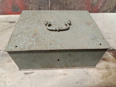 Coffre Fort Portable En Acier, Caisse Ancienne métal, Boîte Coffret Vintage - Photo 1/3