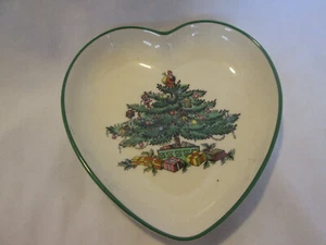 Spode Christmas Tree Heart Shape Trinket Dish England Vintage 4 1/8" X 4 1/4" - Picture 1 of 2
