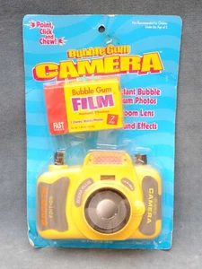 UNCOMMEN & UNOPENED "BUBBLE GUM CAMERA", 2000, FORD GUM (BUBBLEGUM) - Picture 1 of 2