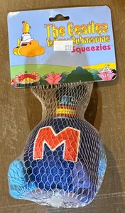 De colección Alpi The Beatles Amarillo Submarino Squeezies Azul Meanie Nuevo - Imagen 1 de 6
