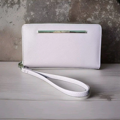 Cartera Muñequera Steve Madden BZIPPY Lila Cremallera Alrededor Foto 1 de 4