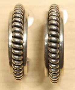 Schöne handgefertigte Sterlingsilber Ohrstecker mit gesponnenem Draht X785A - Bild 1 von 3