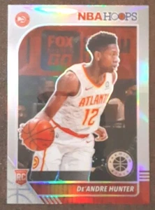DEANDRE HUNTER RC 2019-20 Premium Stock #202 Silver Prizm Rookie Hawks.  C2A - Picture 1 of 3