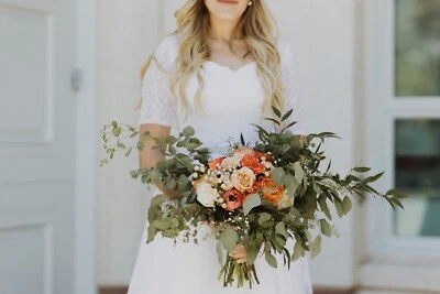 Vestido de novia romántico de encaje - Incluye velo | Detalles personalizados | Talla 4  Foto 1 de 4