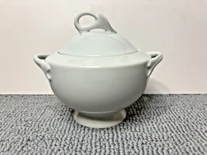 MIKASA CLASSIC FLAIR Sugar Bowl & Lid with White Calla Lilies Japan Vintage - Picture 1 of 8
