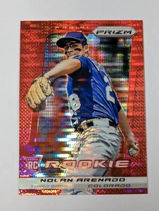 Tarjeta de novato Panini Prizm #220 2013 Nolan Arenado púlsar rojo radiocontrol - Imagen 1 de 2