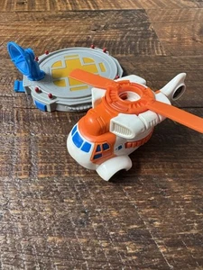 Vintage GeoTrax Hubschrauber & Pad mit Satellit H6373 Fisher Price Spielzeug 2005 - Bild 1 von 5