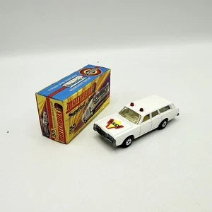 Matchbox Superfast 55 Mercury Police Station Wagon con etiqueta de capó solo en caja - Imagen 1 de 12