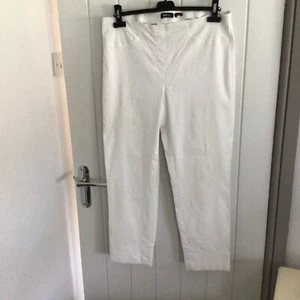 Ladies Robell 3/4 Length White Stretch Trousers - Picture 1 of 4