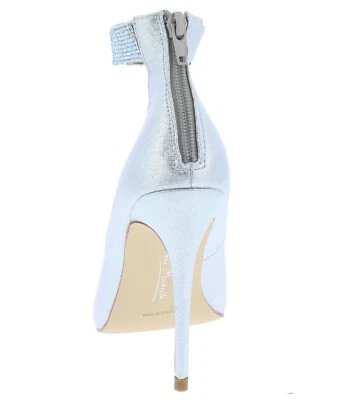 High Heel Pointed Toe 4.5in Hibiscus Silver Pumps US 11 (233) - Image 1 of 4