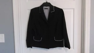 EUC 2 piece pants suit by Courtenay women’s 8 petite black white pin stripe - - Picture 1 of 9