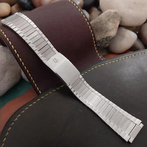 Bulova Accutron 17.2mm Flared Stainless Steel Unused Vintage Watch Band - Picture 1 of 9