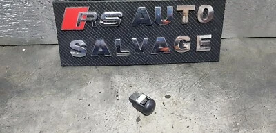 KIA CEED 2010 5DR DASH SECURITY INDICATOR ALARM SENSOR 95490-1H000 — 第 1/4 张图片