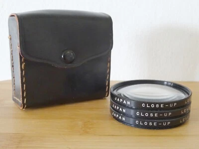 P&B [Japan] Close-Up [1,2 & 3] Leather Cased 49mm Filter Set - Image 1 of 4