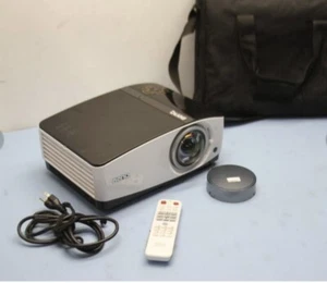 BenQ MX822ST XGA 3500-Lumen 3D-Ready DLP HD Projection System/Projector -Low Use - Picture 1 of 7