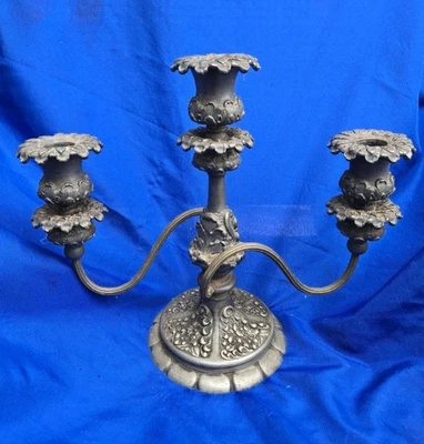 Антикварный серебряный канделябр Wilcox Silver Plate Co. на 2 руки / на 3 свечи в четыре раза - Изображение 1 из 4