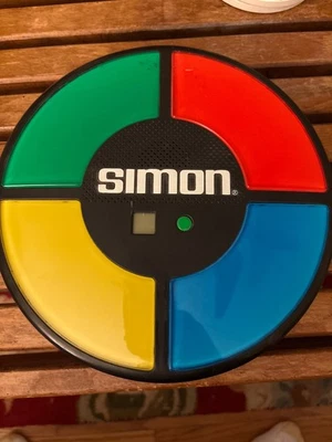 Schylling Simon Game toy battery operated good condition  - Image 1 of 2