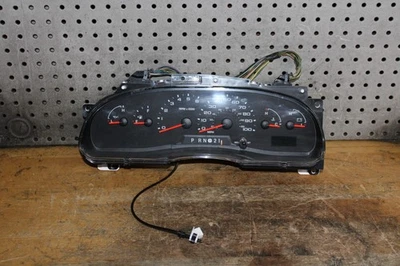 2006 FORD ECONOLINE VAN E150 E250 E350 SPEEDOMETER INSTRUMENT GAUGE CLUSTER - Image 1 of 4