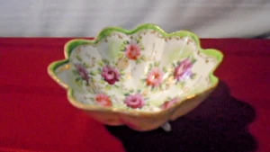 Vintage Hand Painted Footed Porcelain Bowl Scattered Roses Scalloped - Picture 1 of 5