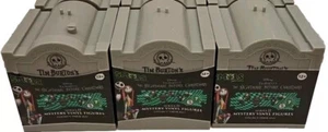 Disney's  (3-PACK)  Nightmare Before Christmas SMOLS Vinyl Blind Figure in Tomb - Picture 1 of 1