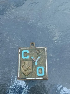 Medalla Organización Juvenil Católica CYO 1947 - Imagen 1 de 2