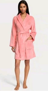 Neu Victoria's Secret KUSCHELIGER MORGENMANTEL Xl Langarm weich Passion Pink HEISS!  - Bild 1 von 3