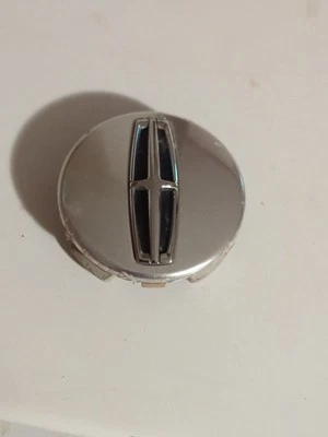 Lincoln 2.25" 2-1/4" tapa central inserto MKX OEM rueda de stock de fábrica EE. UU.  Foto 1 de 4