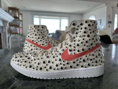 Personalizado DS talla 10 Nike Airs Jordan 1 Retro Alto Con 867338 100 — HallOweEn BulL Foto 1 de 4