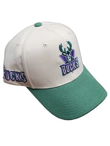 Gorra Sombrero Mitchell & Ness Milwaukee Bucks NBA Game On Pro Precurvado Snapback - Imagen 1 de 7