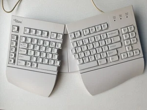 Fujitsu Siemens KBPC E USB US Ergonomische Tastatur Keyboard wie Cherry mx5000 - Bild 1 von 20