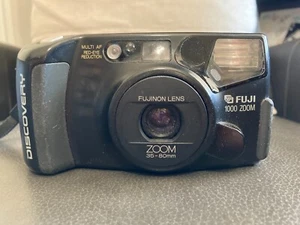 FUJI Discovery 1000 35-80mm Zoom Panorama 35mm Point Shoot Film Camera- Untested - Picture 1 of 6