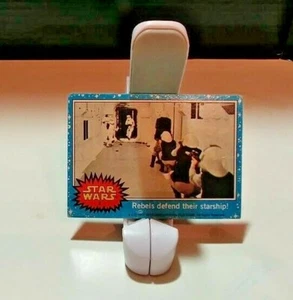 1977 TOPPS Star Wars "Rebels Defend Their Starship!" #9 Trading Card - Picture 1 of 2