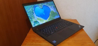 Lenovo ThinkPad T14 Gen 4 / i7-1355U 5.0GHz / 32GB DDR5 / 1TB NVMe / WUXGA IPS - Image 1 of 4