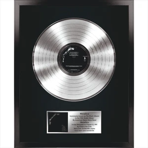 Metallica - The Black Album / LP Platinum 12 inches / Souvenir in black frame - Picture 1 of 7