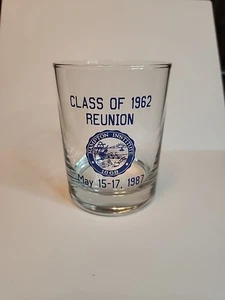 Hampton Institute Class Of 1962 Reunion Glass Souvenir - Picture 1 of 4