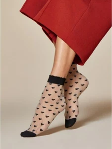 Fiore ankle socks - Jeunet - Heart pattern delicate sexy cute pretty sheer red - Picture 1 of 3