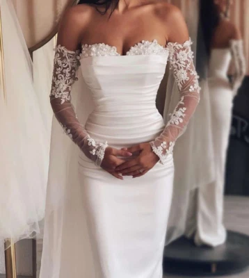 Elegantes Vestidos Boho Apliques de Perlas Fuera del Hombro Mangas Largas Plisado Recto Foto 1 de 4